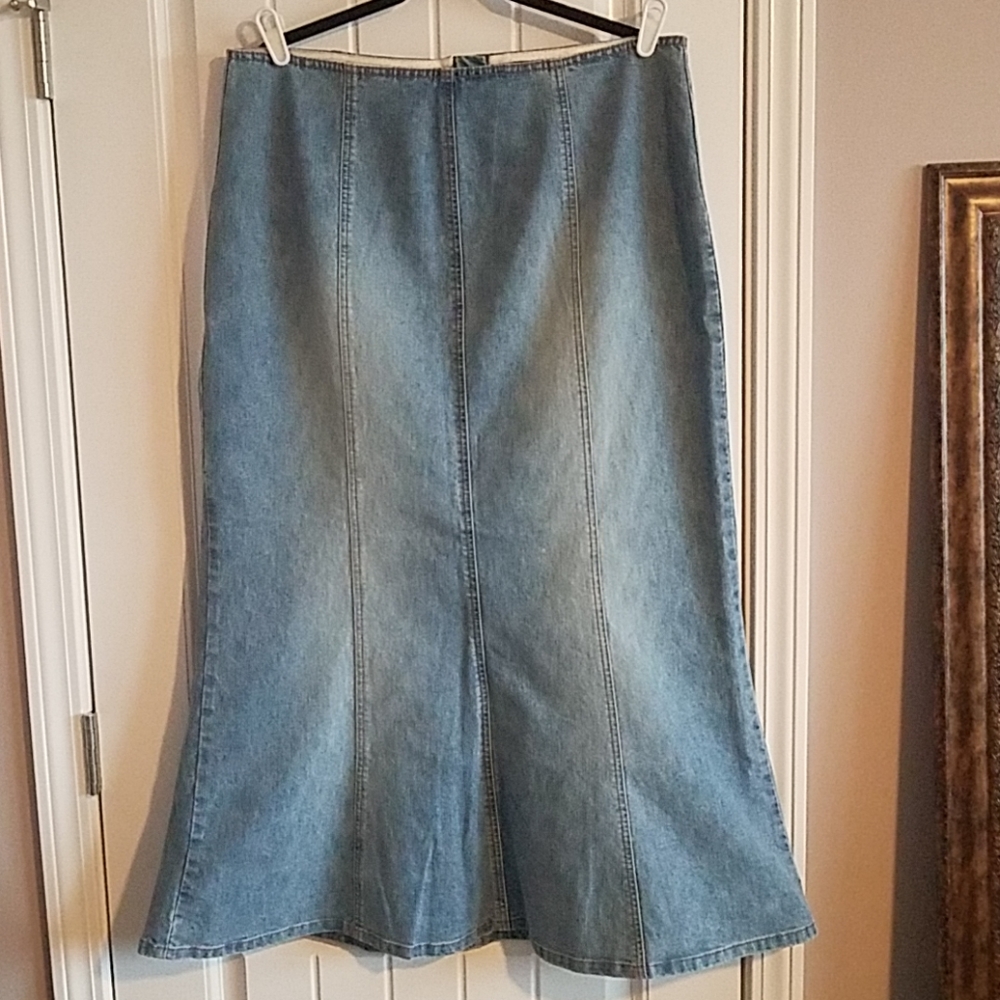 Faded denim maxi skirt size 16